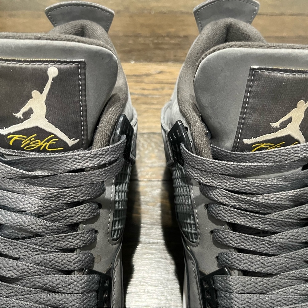 Jordan 4 Cool Grey - Picture 4 of 11